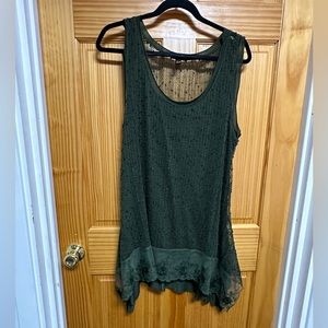 Cupio brand sleeveless mesh top. Size XL.